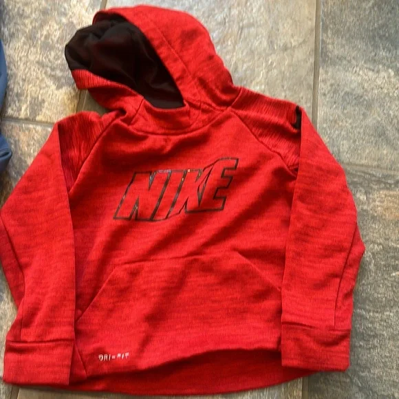 Nike and under armour sweatshirt bundle - Picture 2 of 4